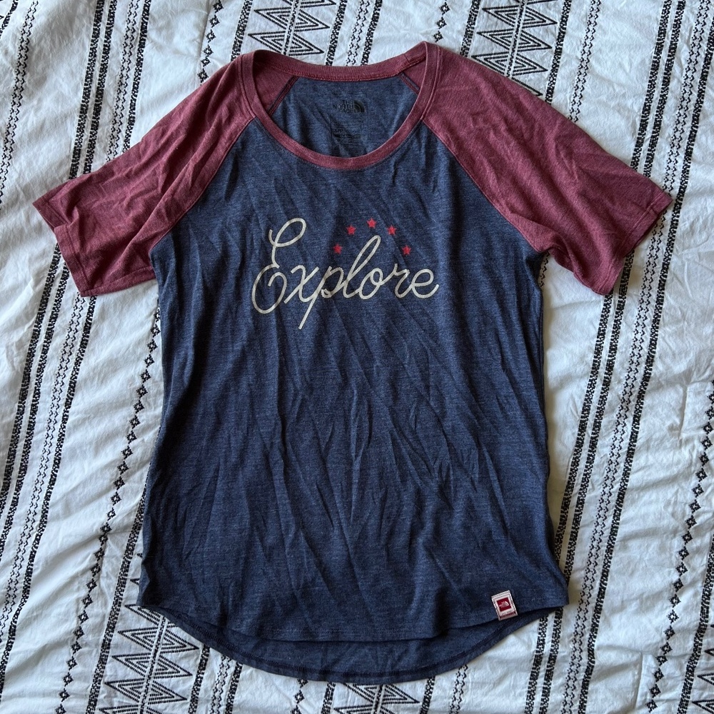 "Explore" North FaceShirt - Small